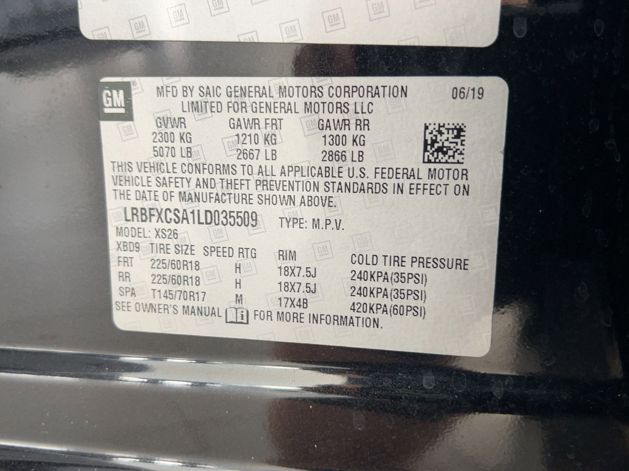 Used 2020 Buick Envision Essence w/ LPO, Cargo Package image 19