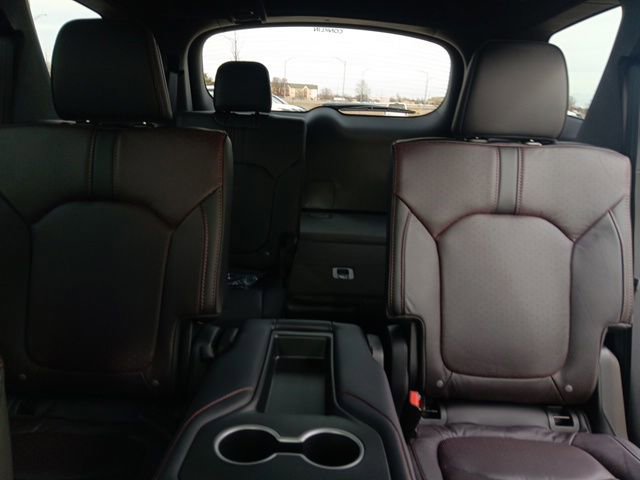 New 2025 Honda Pilot Black Edition image 30