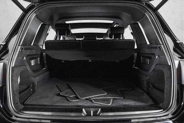 Certified 2023 Mercedes-Benz EQB 350 4MATIC SUV w/ Exclusive Package image 6