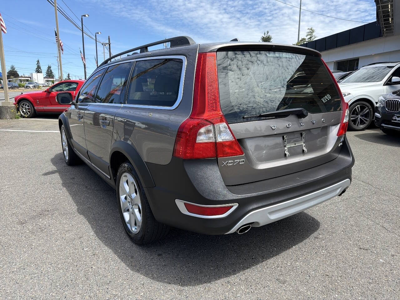 Used 2011 Volvo XC70 T6 AWD/4WD image 3