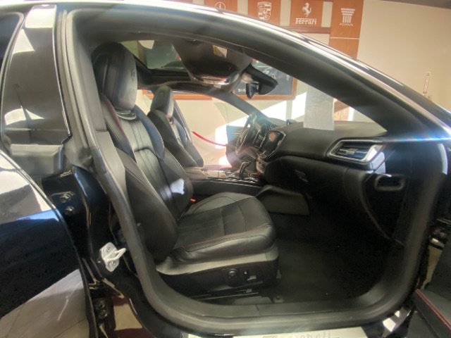 Used 2019 Maserati Ghibli S GranSport RWD image 19