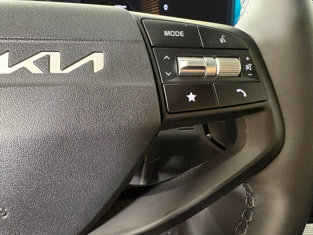 New 2026 Kia Sportage EX image 24