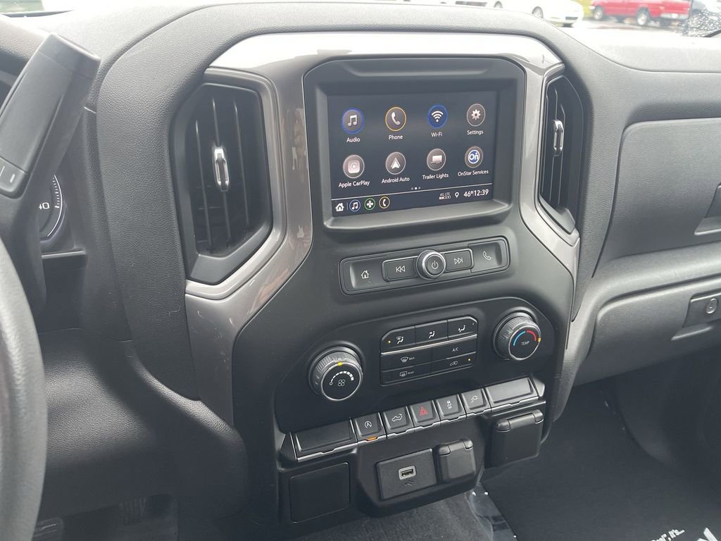 Used 2020 Chevrolet Silverado 1500 Custom w/ Custom Value Package image 25