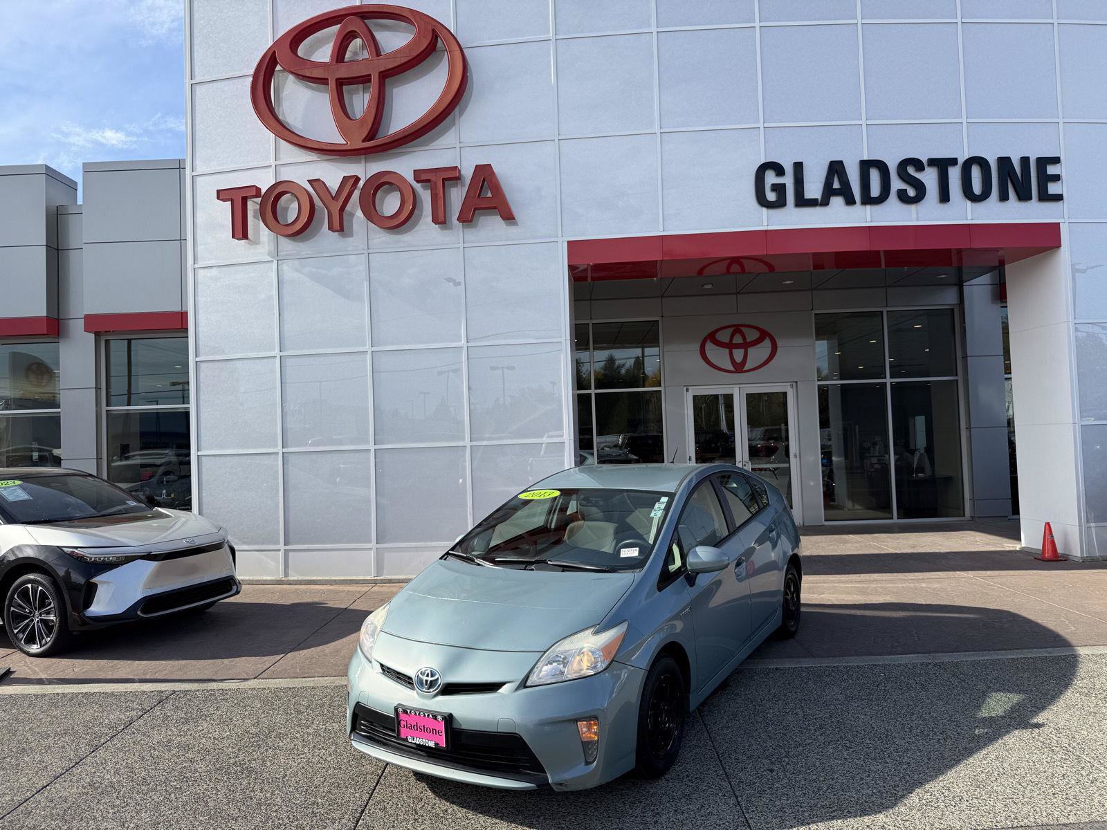 Used 2013 Toyota Prius Two FWD image 1
