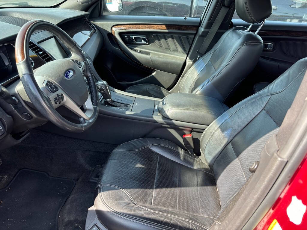 Used 2014 Ford Taurus Limited FWD image 7
