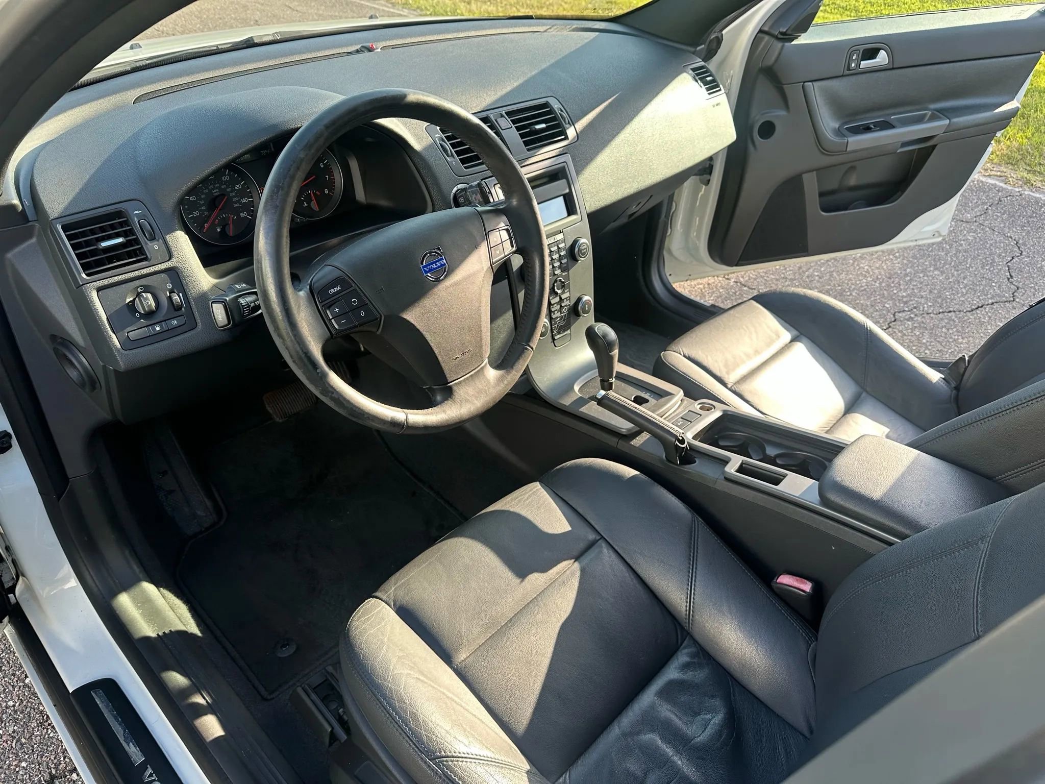 Used 2009 Volvo S40 2.4i image 12