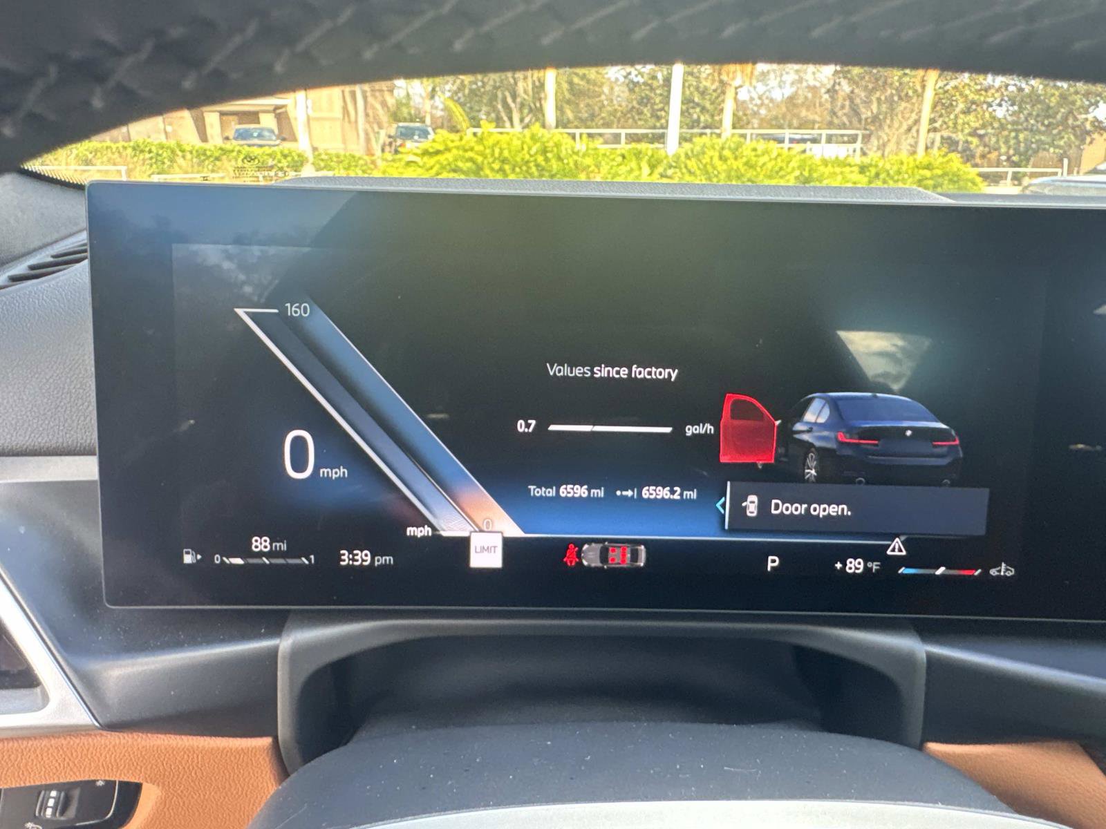 Certified 2025 BMW 330i 330i w/ Convenience Package image 31