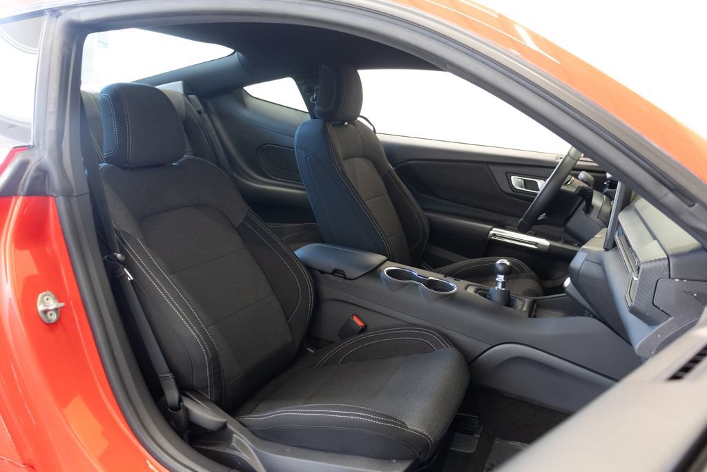 Used 2025 Ford Mustang GT RWD image 21