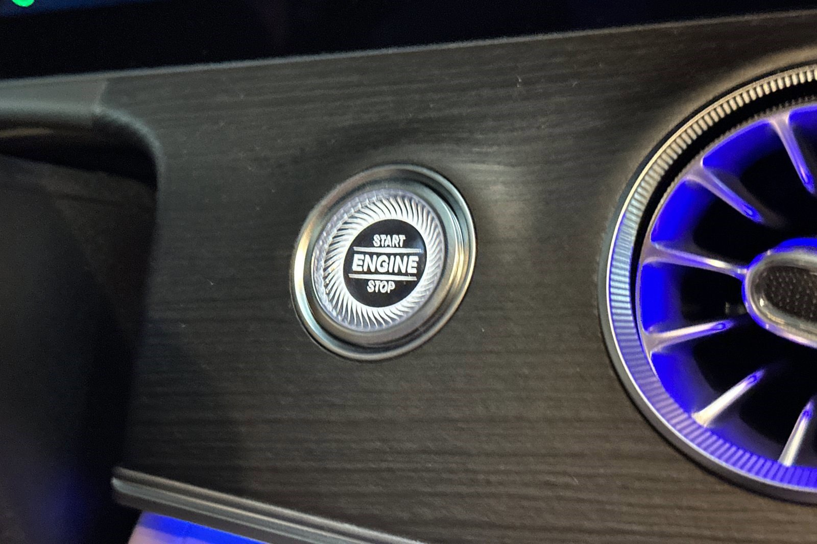 Certified 2024 Mercedes-Benz AMG GT 43 image 28