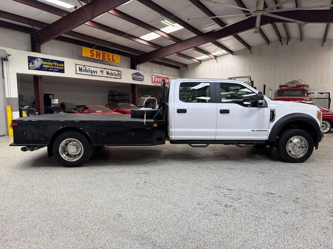 Used 2019 Ford F550 4x4 Crew Cab Super Duty image 9