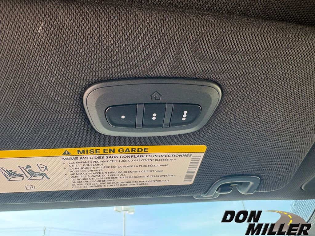 New 2026 Chrysler Pacifica Select image 24