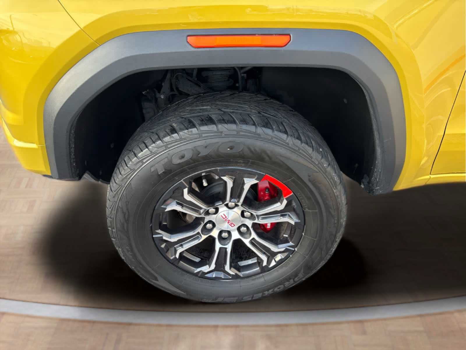 Used 2023 GMC Canyon AT4 w/ AT4 Premium Package image 29