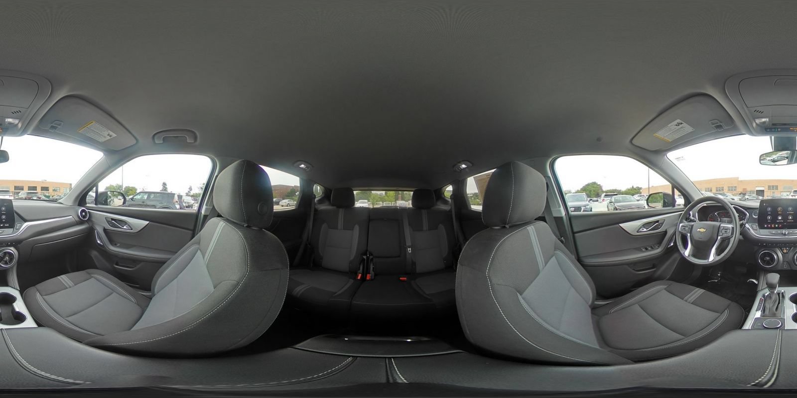Used 2025 Chevrolet Blazer LT FWD image 43