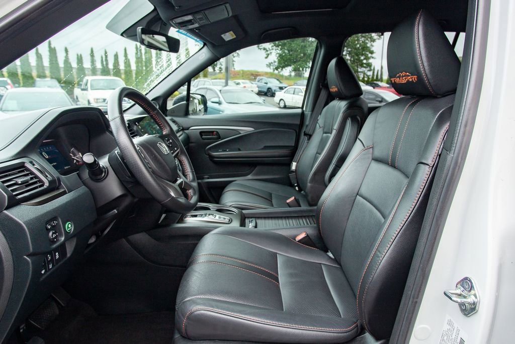 Certified 2023 Honda Passport TrailSport image 28