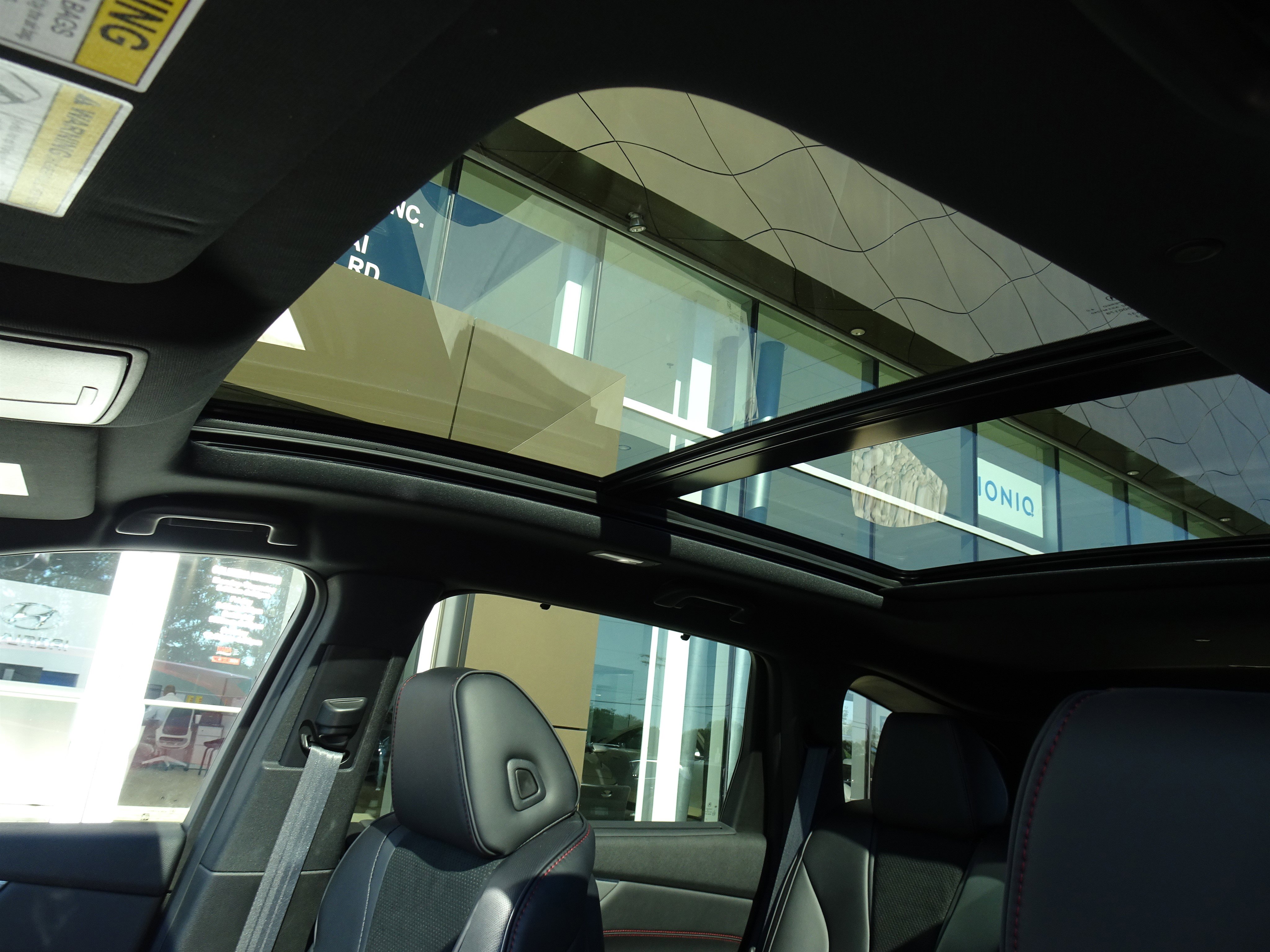 Used 2024 Acura MDX A-Spec image 11