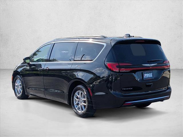 Used 2022 Chrysler Pacifica Touring-L FWD image 7