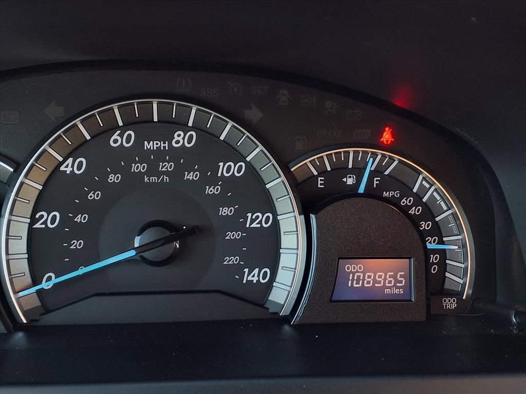 Used 2012 Toyota Camry SE image 18