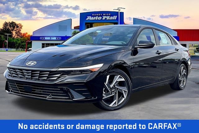 New 2025 Hyundai Elantra SEL image 2
