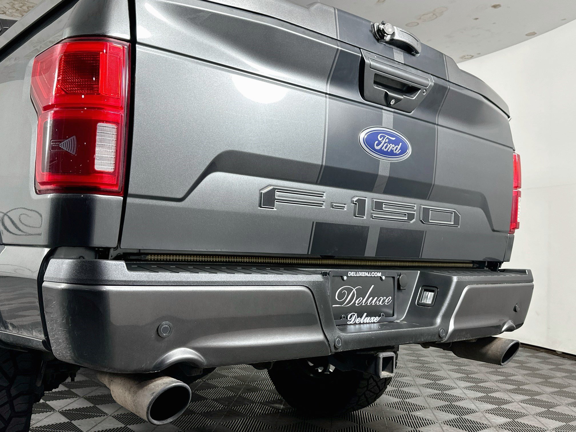 Used 2018 Ford F150 Lariat w/ Equipment Group 502A Luxury AWD/4WD image 27