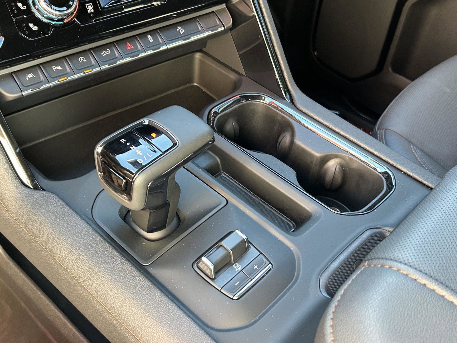 Used 2025 GMC Sierra 1500 AT4 w/ AT4 Premium Package image 36