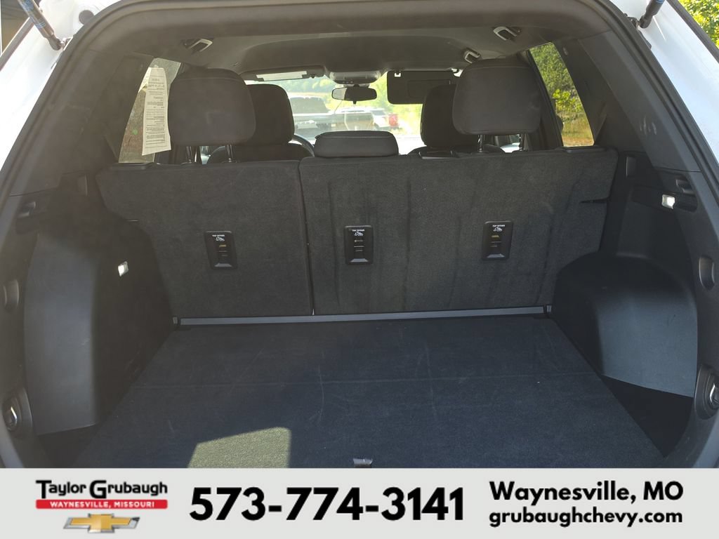 Used 2026 GMC Terrain Elevation FWD image 15
