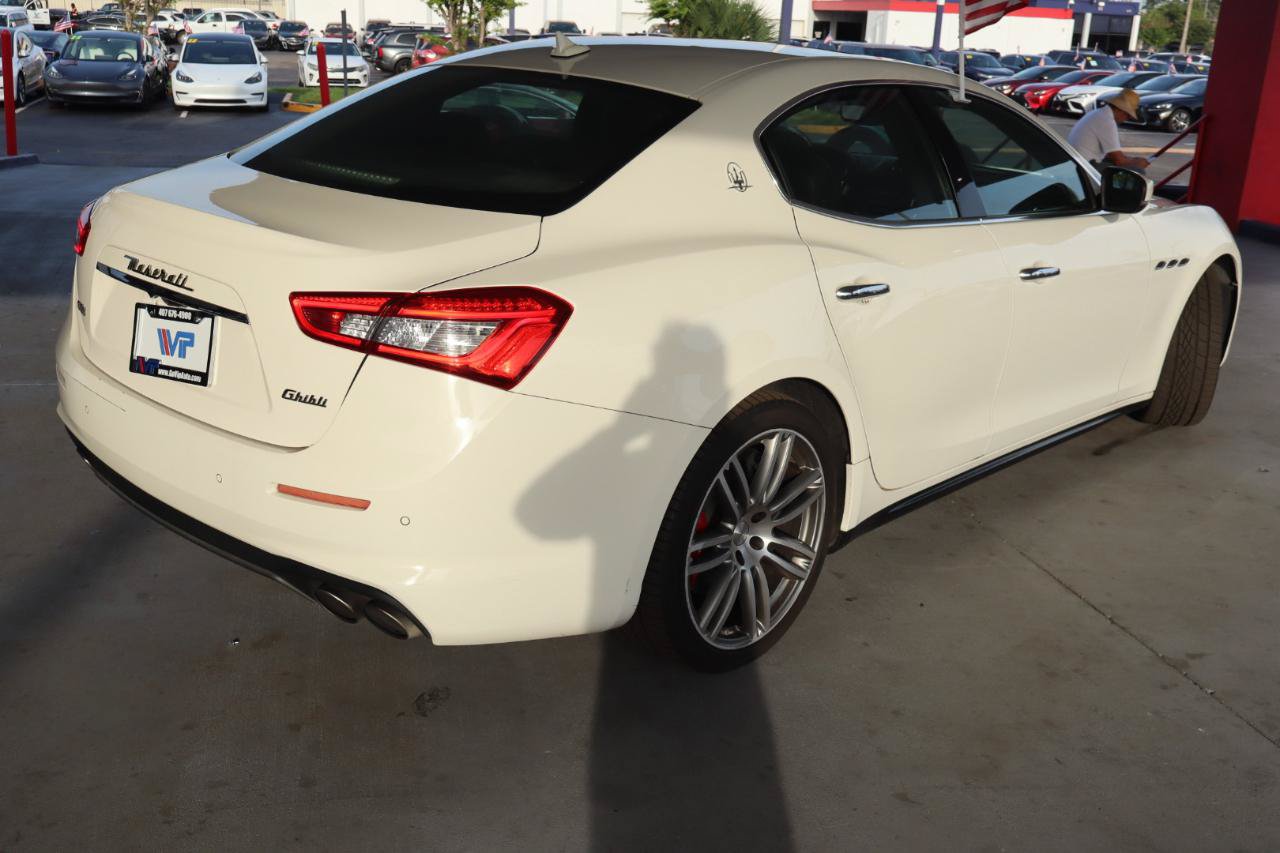 Used 2019 Maserati Ghibli S Q4 AWD/4WD image 5