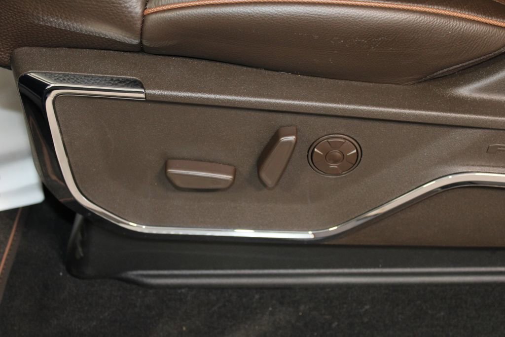 New 2026 Ford F250 King Ranch w/ FX4 Off-Road Package image 22