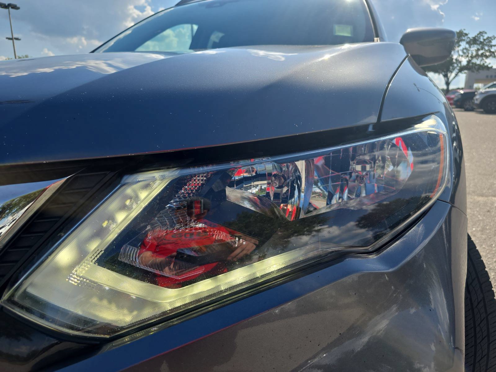 Used 2020 Nissan Rogue SV FWD image 29
