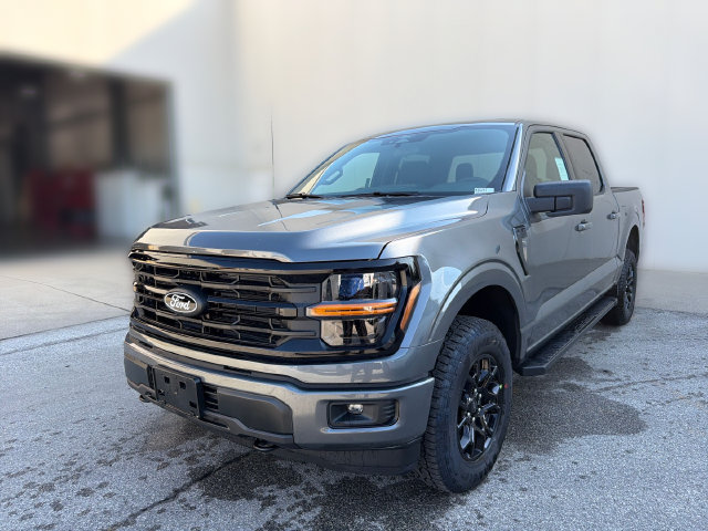 New 2026 Ford F150 XLT w/ XLT Black Appearance Package AWD/4WD image 11