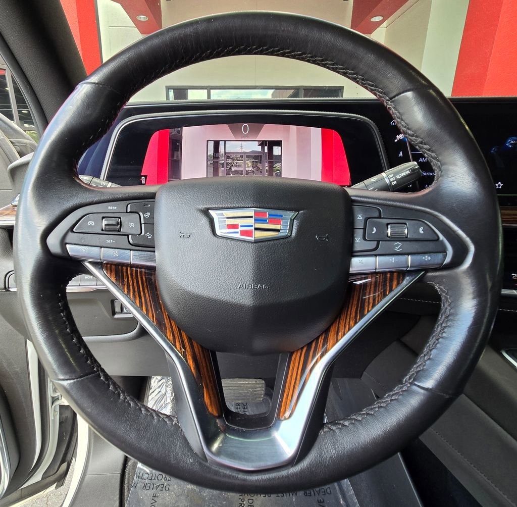 Used 2021 Cadillac Escalade ESV Premium Luxury image 35