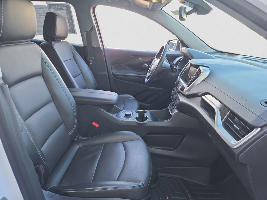Used 2022 GMC Terrain SLT image 21