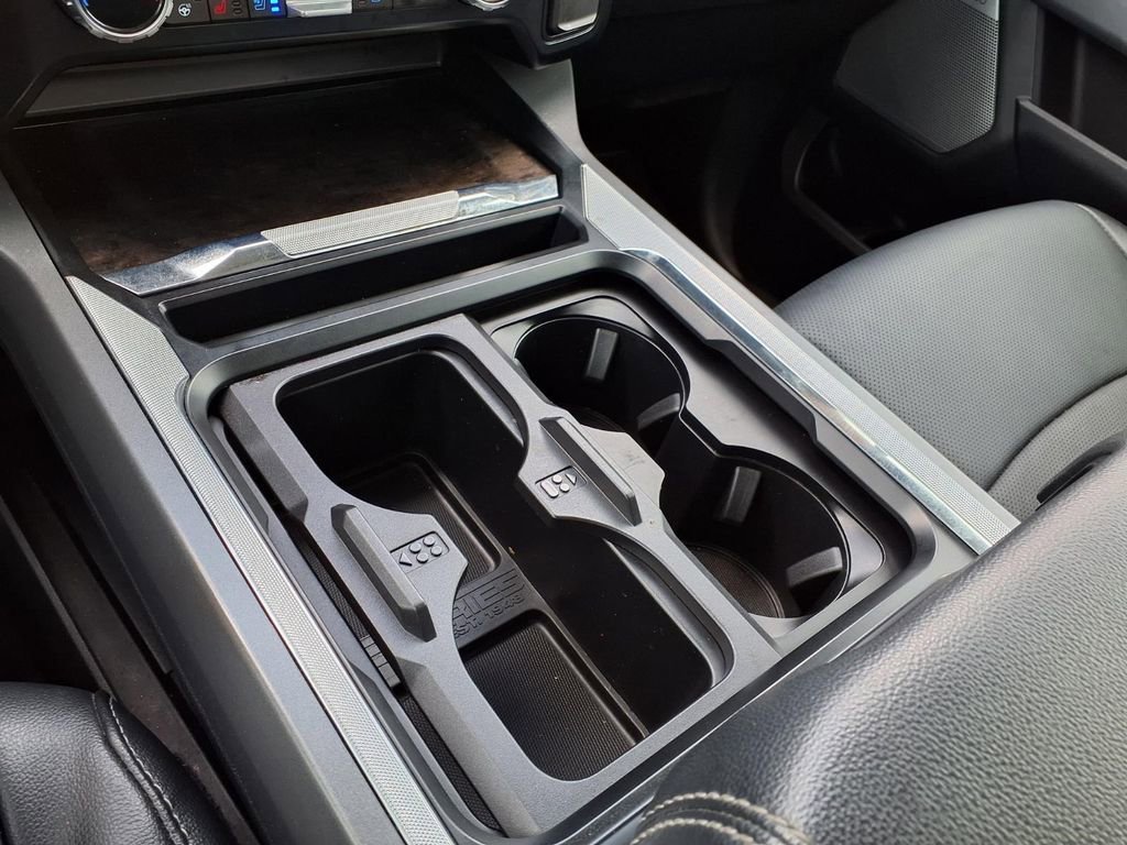 Used 2024 Ford F250 Lariat w/ Black Appearance Package AWD/4WD image 30