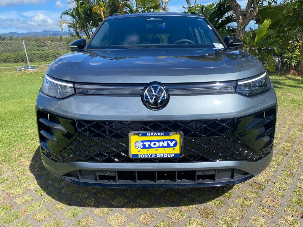 New 2026 Volkswagen Tiguan SE R-Line FWD image 20