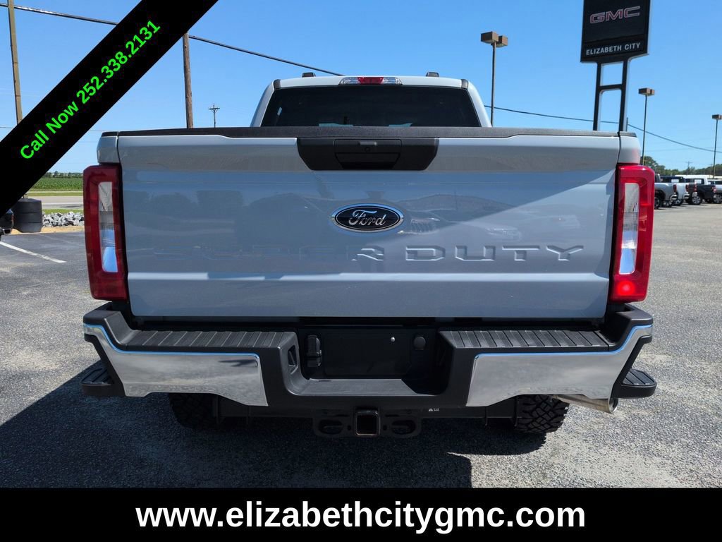 Used 2025 Ford F250 XLT AWD/4WD image 5