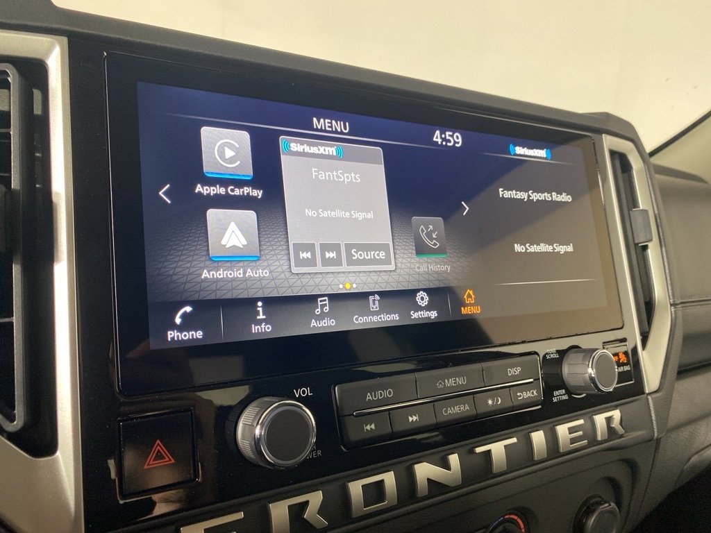 Used 2025 Nissan Frontier SV image 21