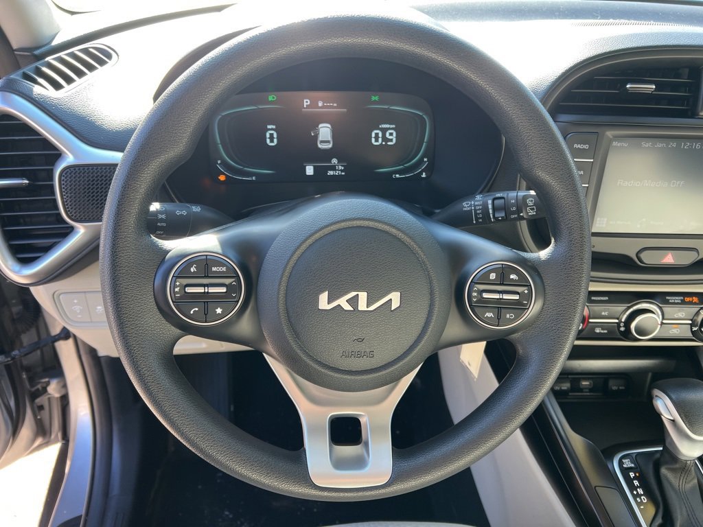 Certified 2023 Kia Soul LX image 12
