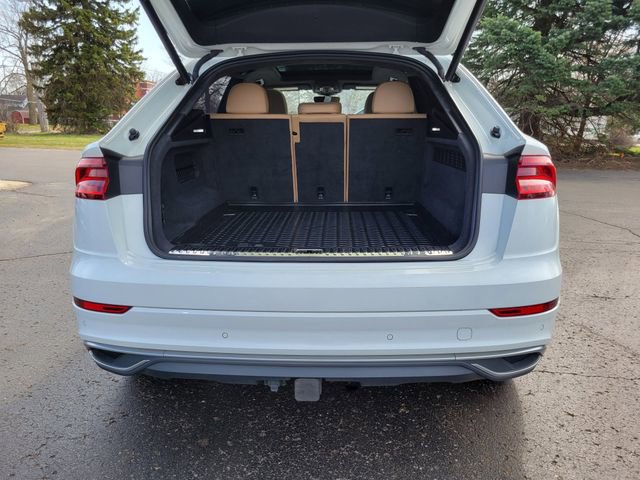 Used 2020 Audi Q8 Prestige w/ Prestige Package image 27