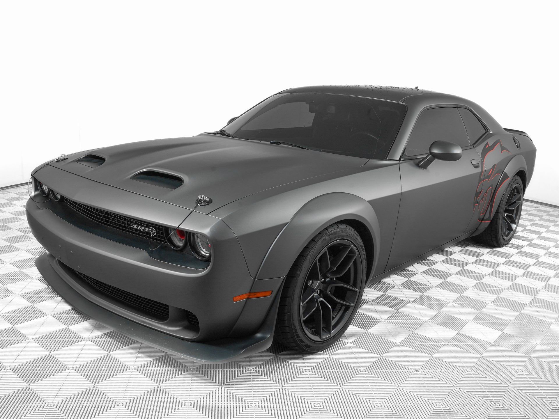 Used 2019 Dodge Challenger SRT Hellcat Redeye image 8