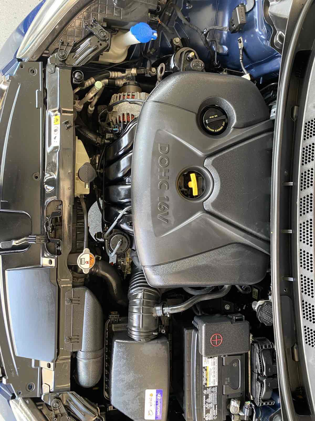 Used 2013 Hyundai Elantra SE FWD image 28