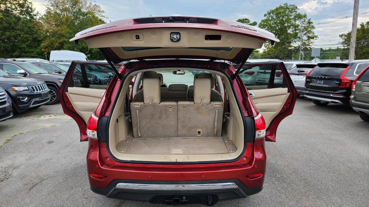 Used 2013 Nissan Pathfinder Platinum w/ Platinum Premium Pkg image 40