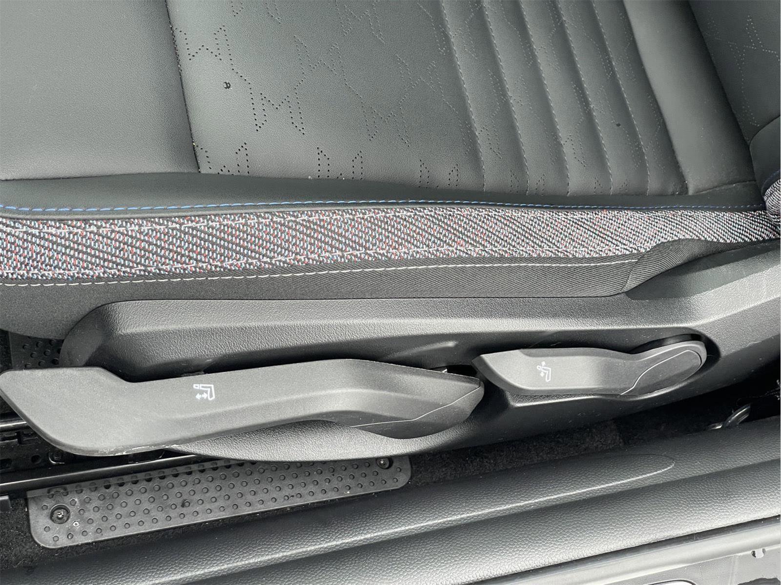 Used 2025 MINI Cooper S image 20