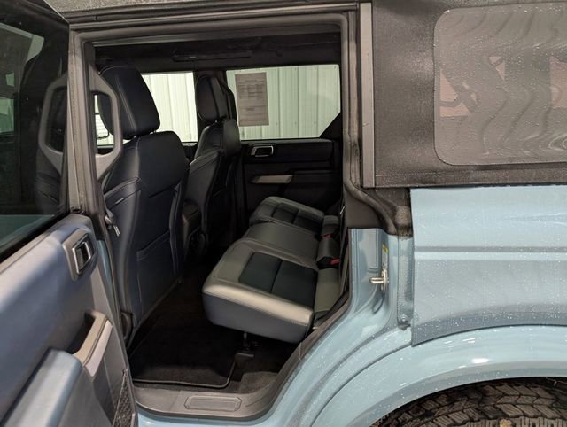 Used 2023 Ford Bronco Outer Banks AWD/4WD image 9
