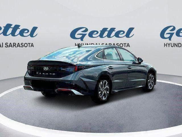 New 2025 Hyundai Sonata SEL image 7