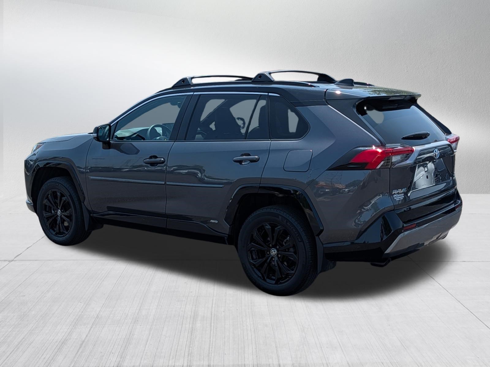 Used 2023 Toyota RAV4 XSE AWD/4WD image 5
