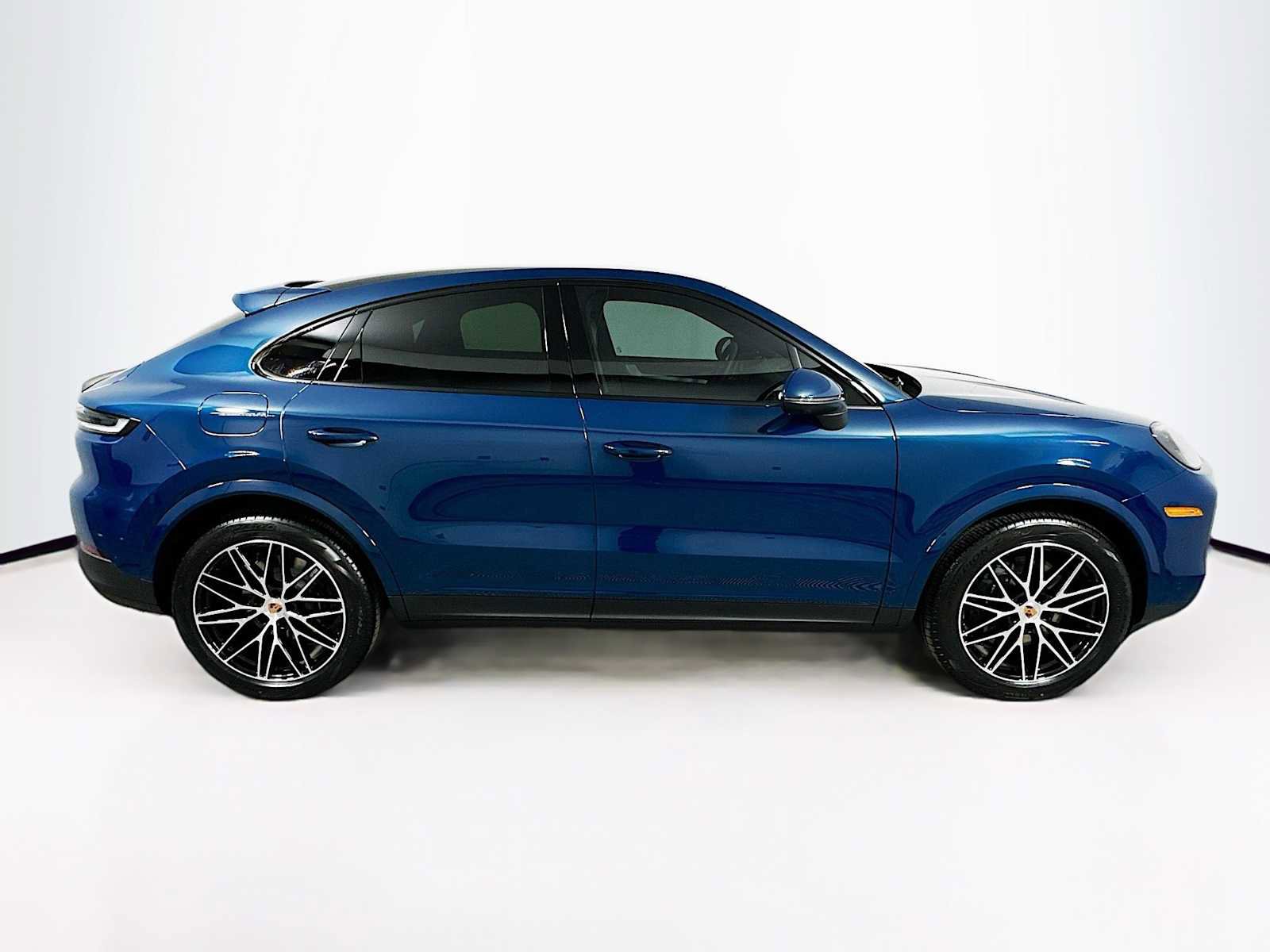 New 2026 Porsche Cayenne Coupe image 8