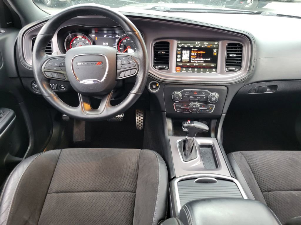 Used 2023 Dodge Charger R/T w/ Plus Group RWD image 4