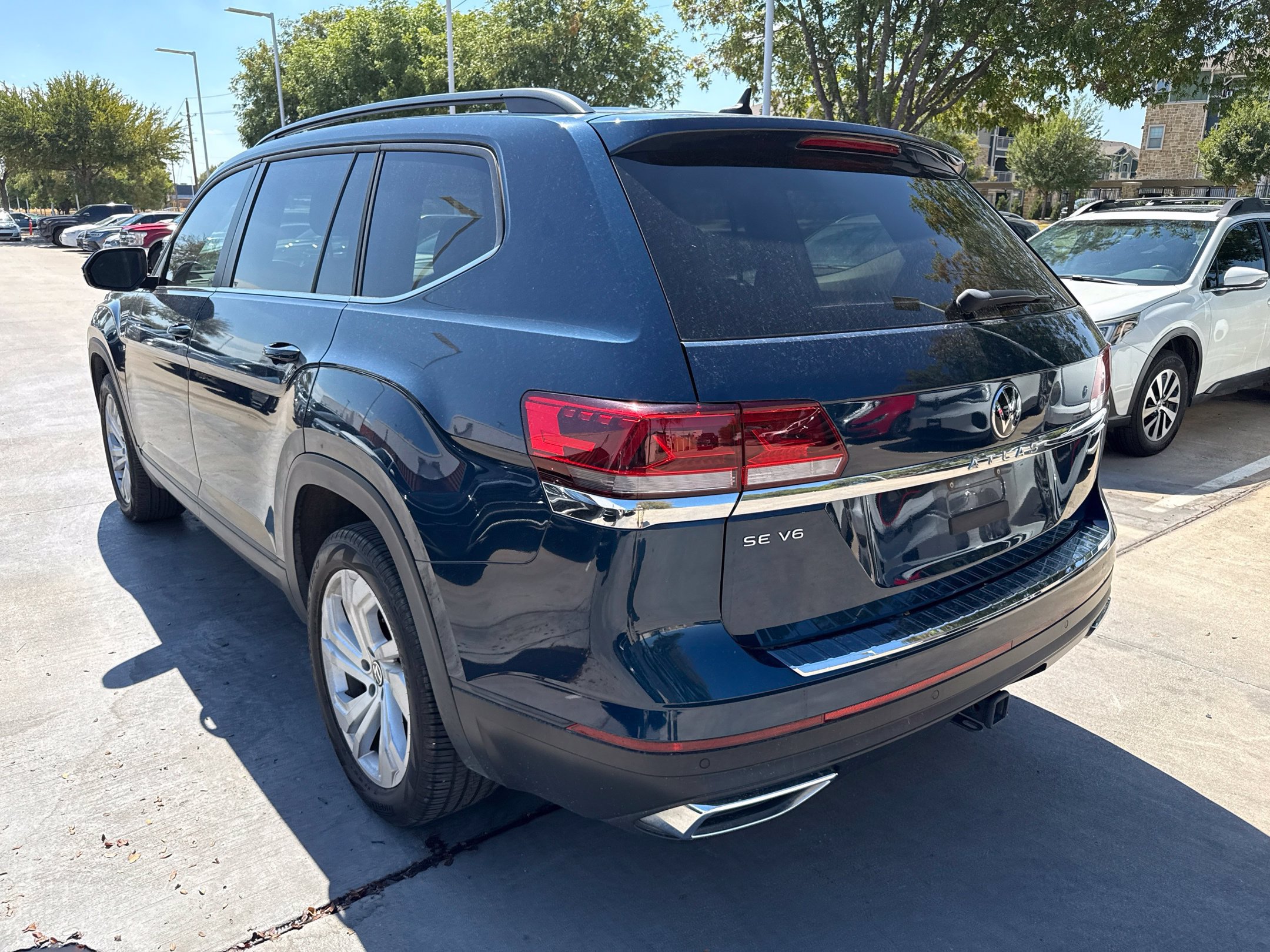 Used 2023 Volkswagen Atlas SE FWD image 6
