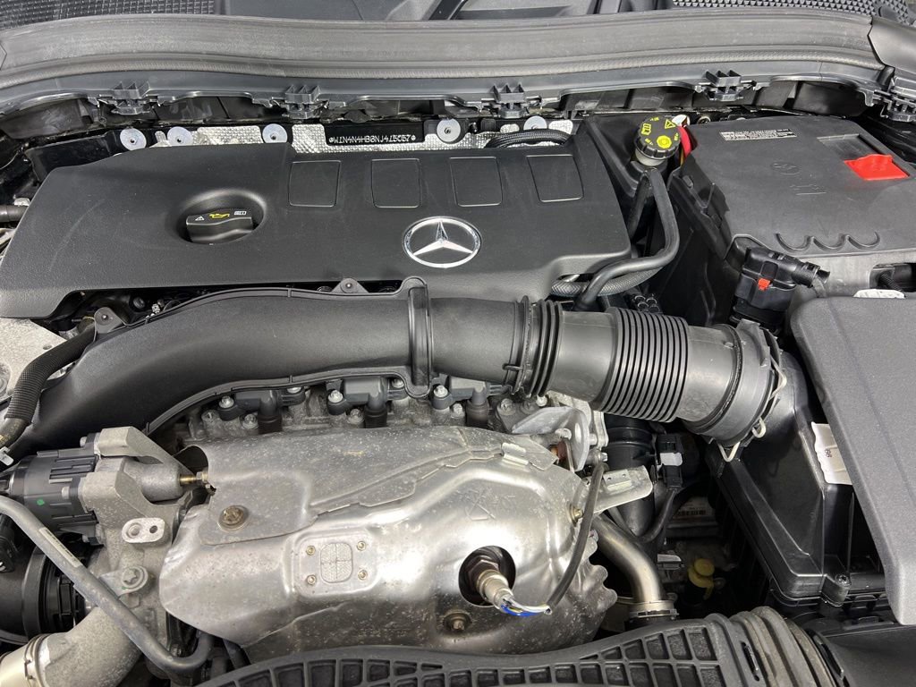 Certified 2022 Mercedes-Benz GLA 250 4MATIC image 23