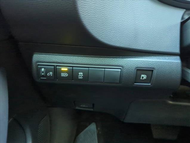 Certified 2026 Toyota Corolla SE FWD image 15