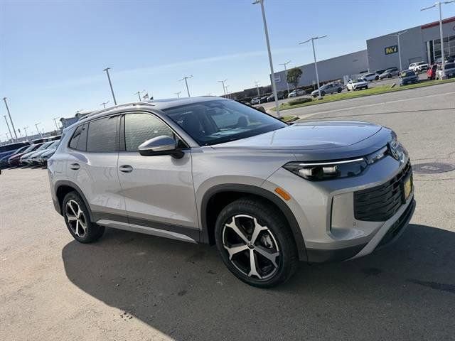 New 2026 Volkswagen Tiguan SE image 7